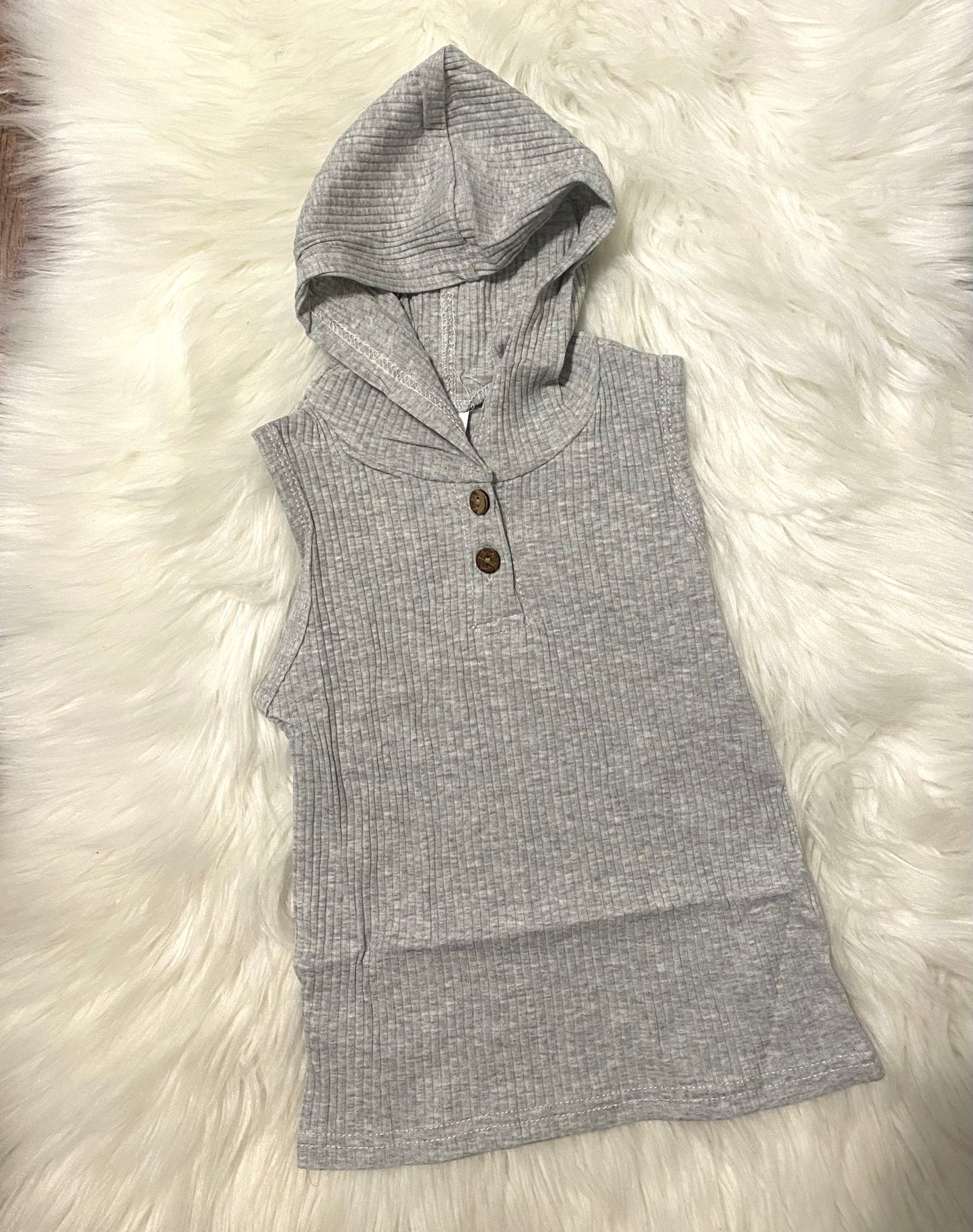 Ribbed Sleeveless Tee